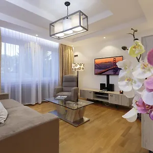 The Queen Luxury - Giada Apartment